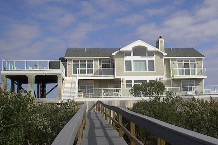 Widgeon Way Residence